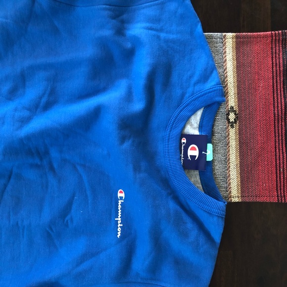 Champion sweatshirt NWT - Picture 2 of 5
